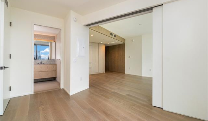 1000 Auahi Street,Honolulu,Hawaii,96814,1 Bedroom Bedrooms,1 BathroomBathrooms,Condo/Townhouse,Auahi,21,18290986