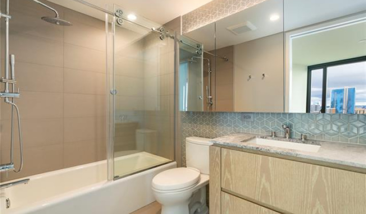 1000 Auahi Street,Honolulu,Hawaii,96814,1 Bedroom Bedrooms,1 BathroomBathrooms,Condo/Townhouse,Auahi,21,18290986