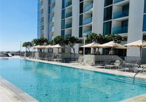 1000 Auahi Street,Honolulu,Hawaii,96814,1 Bedroom Bedrooms,1 BathroomBathrooms,Condo/Townhouse,Auahi,21,18290986