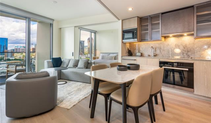 1000 Auahi Street,Honolulu,Hawaii,96814,1 Bedroom Bedrooms,1 BathroomBathrooms,Condo/Townhouse,Auahi,21,18290986
