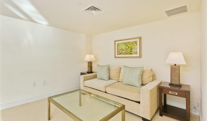 223 Saratoga Road,Honolulu,Hawaii,96815,2 Bedrooms Bedrooms,2 BathroomsBathrooms,Condo/Townhouse,Saratoga,12,18291017