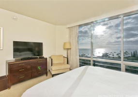 223 Saratoga Road,Honolulu,Hawaii,96815,2 Bedrooms Bedrooms,2 BathroomsBathrooms,Condo/Townhouse,Saratoga,12,18291017