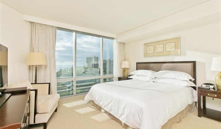 223 Saratoga Road,Honolulu,Hawaii,96815,2 Bedrooms Bedrooms,2 BathroomsBathrooms,Condo/Townhouse,Saratoga,12,18291017