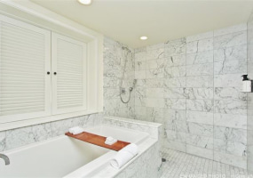 223 Saratoga Road,Honolulu,Hawaii,96815,2 Bedrooms Bedrooms,2 BathroomsBathrooms,Condo/Townhouse,Saratoga,12,18291017