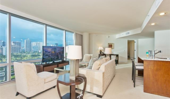 223 Saratoga Road,Honolulu,Hawaii,96815,2 Bedrooms Bedrooms,2 BathroomsBathrooms,Condo/Townhouse,Saratoga,12,18291017