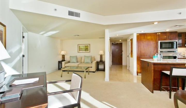 223 Saratoga Road,Honolulu,Hawaii,96815,2 Bedrooms Bedrooms,2 BathroomsBathrooms,Condo/Townhouse,Saratoga,12,18291017