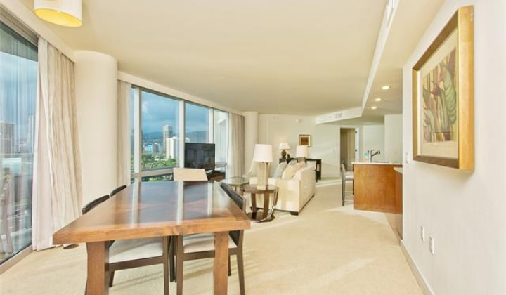 223 Saratoga Road,Honolulu,Hawaii,96815,2 Bedrooms Bedrooms,2 BathroomsBathrooms,Condo/Townhouse,Saratoga,12,18291017