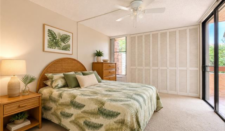 1015 Aoloa Place,Kailua,Hawaii,96734,2 Bedrooms Bedrooms,2 BathroomsBathrooms,Condo/Townhouse,Aoloa,2,19467439