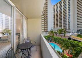 134 Kapahulu Avenue,Honolulu,Hawaii,96816,1 バスルームバスルーム,コンド / タウンハウス,Kapahulu,4,18291381