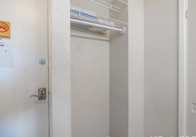 134 Kapahulu Avenue,Honolulu,Hawaii,96816,1 バスルームバスルーム,コンド / タウンハウス,Kapahulu,4,18291381