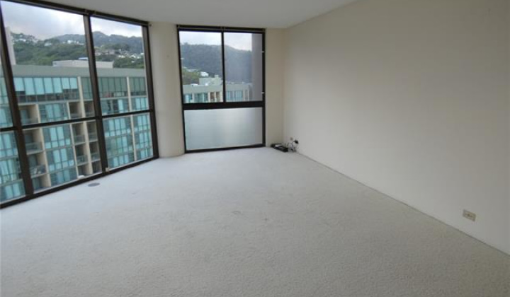 2101 Nuuanu Avenue,Honolulu,Hawaii,96817,1 Bedroom Bedrooms,1 BathroomBathrooms,Condo/Townhouse,Nuuanu,16,18291652