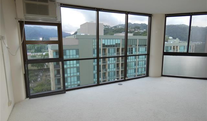 2101 Nuuanu Avenue,Honolulu,Hawaii,96817,1 Bedroom Bedrooms,1 BathroomBathrooms,Condo/Townhouse,Nuuanu,16,18291652