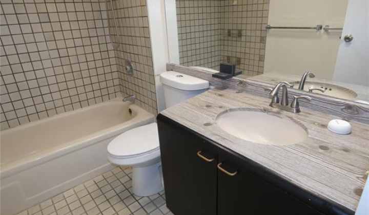 2101 Nuuanu Avenue,Honolulu,Hawaii,96817,1 Bedroom Bedrooms,1 BathroomBathrooms,Condo/Townhouse,Nuuanu,16,18291652