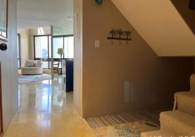 300 Wai Nani Way,Honolulu,Hawaii,96815,2 Bedrooms Bedrooms,2 BathroomsBathrooms,Condo/Townhouse,Wai Nani,24,18292193