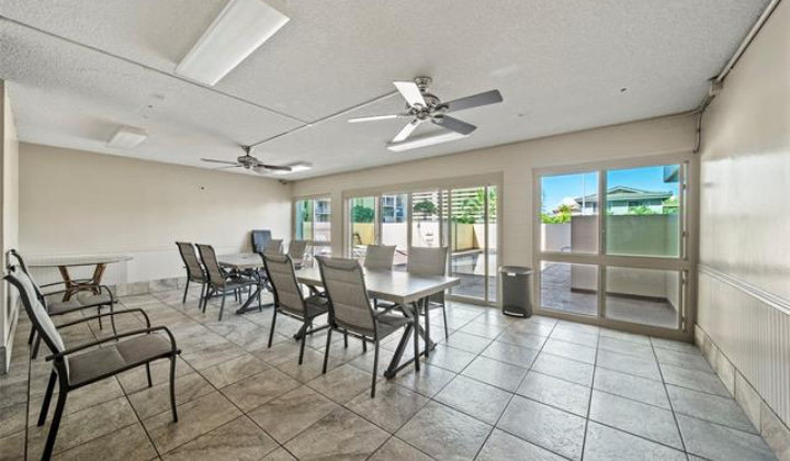 909 Ala Nanala Street,Honolulu,Hawaii,96818,1 Bedroom Bedrooms,1 BathroomBathrooms,Condo/Townhouse,Ala Nanala,6,18292551
