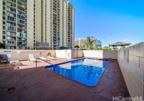 909 Ala Nanala Street,Honolulu,Hawaii,96818,1 Bedroom Bedrooms,1 BathroomBathrooms,Condo/Townhouse,Ala Nanala,6,18292551