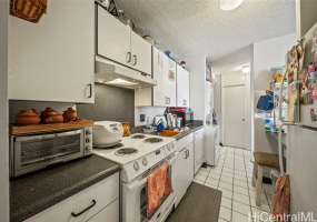 909 Ala Nanala Street,Honolulu,Hawaii,96818,1 Bedroom Bedrooms,1 BathroomBathrooms,Condo/Townhouse,Ala Nanala,6,18292551