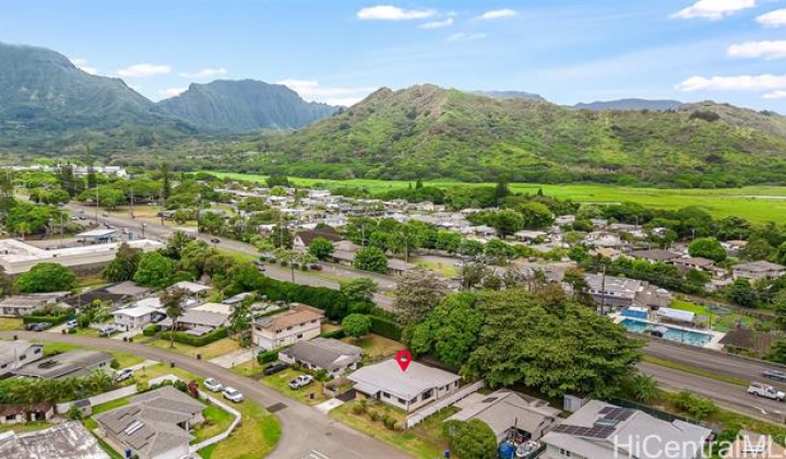 1226 Ulupuni Street,Kailua,Hawaii,96734,4 Bedrooms Bedrooms,2 BathroomsBathrooms,Single family,Ulupuni,18293130