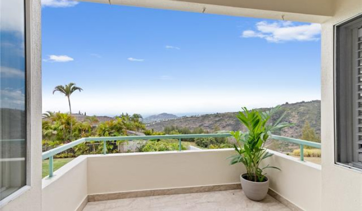 1031 Ikena Circle,Honolulu,Hawaii,96821,5 Bedrooms Bedrooms,5 BathroomsBathrooms,Single family,Ikena,18293192
