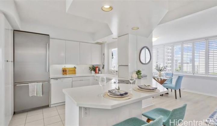 1545 Nehoa Street,Honolulu,Hawaii,96822,1 Bedroom Bedrooms,1 BathroomBathrooms,Condo/Townhouse,Nehoa,3,18293975