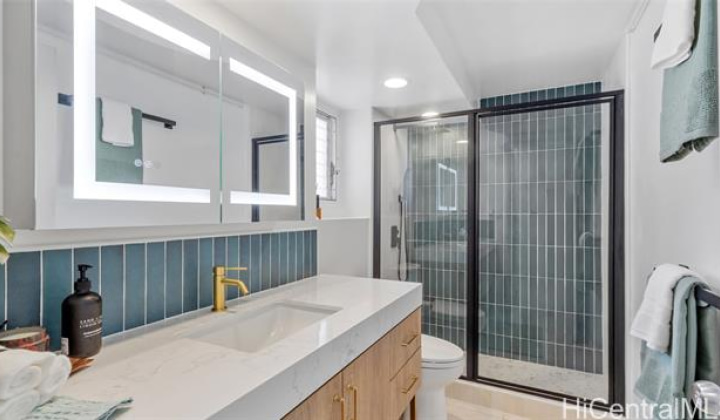 1545 Nehoa Street,Honolulu,Hawaii,96822,1 Bedroom Bedrooms,1 BathroomBathrooms,Condo/Townhouse,Nehoa,3,18293975