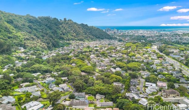 3242 Pelekane Drive,Honolulu,Hawaii,96817,一戸建て,Pelekane,19469347