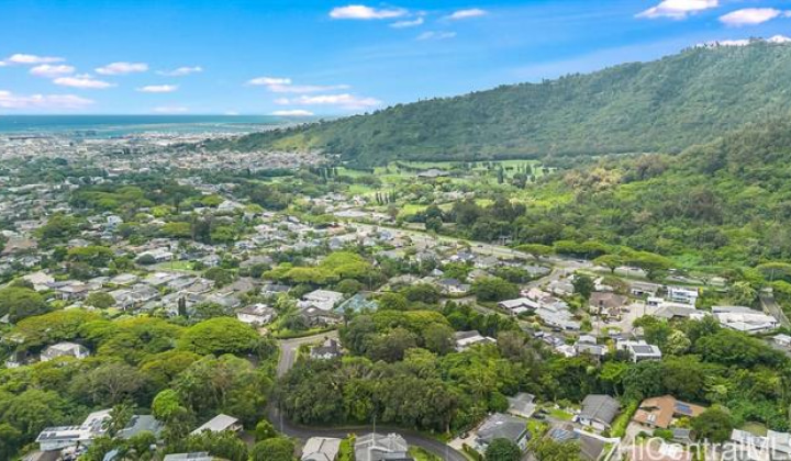 3242 Pelekane Drive,Honolulu,Hawaii,96817,一戸建て,Pelekane,19469347
