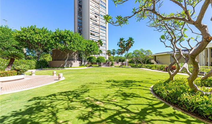 581 Kamoku Street,Honolulu,Hawaii,96826,1 ベッドルーム ベッドルーム,1 バスルームバスルーム,コンド / タウンハウス,Kamoku,29,19469435
