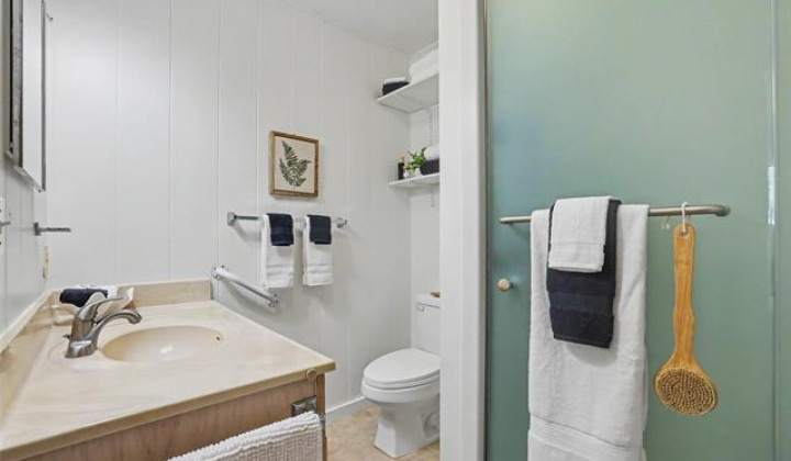 3536 Pinao Street,Honolulu,Hawaii,96822,3 Bedrooms Bedrooms,2 BathroomsBathrooms,Single family,Pinao,19469697