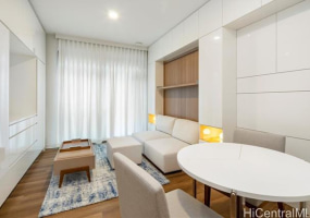 987 Queen Street,Honolulu,Hawaii,96814,1 BathroomBathrooms,Condo/Townhouse,Queen,2,18294437