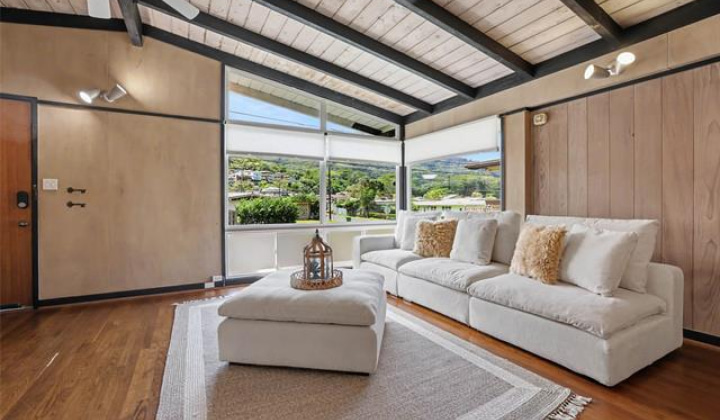 3536 Pinao Street,Honolulu,Hawaii,96822,3 Bedrooms Bedrooms,2 BathroomsBathrooms,Single family,Pinao,19469697