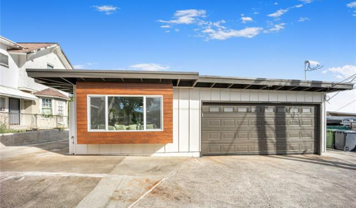 1849 Vancouver Place,Honolulu,Hawaii,96822,4 Bedrooms Bedrooms,2 BathroomsBathrooms,Single family,Vancouver,18294510