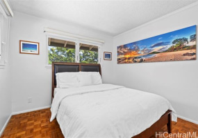 211 Kawaihae Street,Honolulu,Hawaii,96825,3 Bedrooms Bedrooms,2 BathroomsBathrooms,Condo/Townhouse,Kawaihae,2,18902213