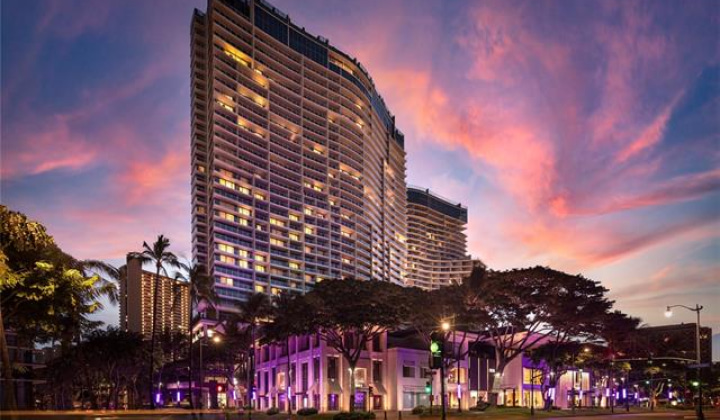383 Kalaimoku Street,Honolulu,Hawaii,96815,2 ベッドルーム ベッドルーム,2 バスルームバスルーム,コンド / タウンハウス,Kalaimoku,19,18753700