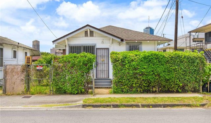 1821 Young Street,Honolulu,Hawaii,96826,2 ベッドルーム ベッドルーム,1 バスルームバスルーム,一戸建て,Young,19470195