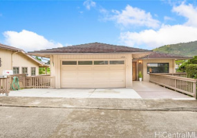 2772 Kalawao Street,Honolulu,Hawaii,96822,4 Bedrooms Bedrooms,3 BathroomsBathrooms,Single family,Kalawao,18294987