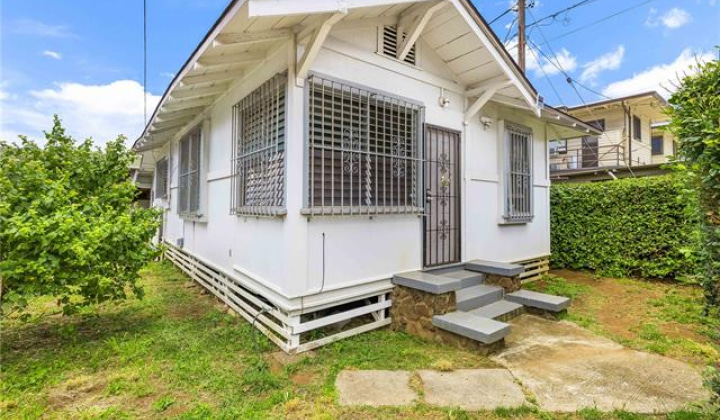 1821 Young Street,Honolulu,Hawaii,96826,2 ベッドルーム ベッドルーム,1 バスルームバスルーム,一戸建て,Young,19470195