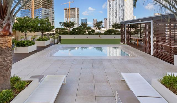 987 Queen Street,Honolulu,Hawaii,96814,1 ベッドルーム ベッドルーム,1 バスルームバスルーム,コンド / タウンハウス,Queen,22,18295003