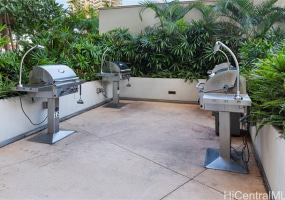 1103 Kaimoku Place,Honolulu,Hawaii,96821,4 ベッドルーム ベッドルーム,3 バスルームバスルーム,一戸建て,Kaimoku,17472595
