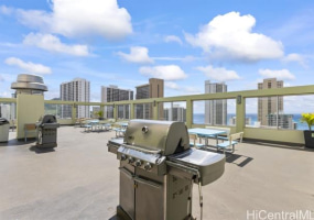 2452 Tusitala Street,Honolulu,Hawaii,96815,2 ベッドルーム ベッドルーム,1 バスルームバスルーム,コンド / タウンハウス,Tusitala,11,18754316