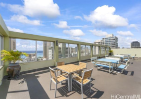 2452 Tusitala Street,Honolulu,Hawaii,96815,2 ベッドルーム ベッドルーム,1 バスルームバスルーム,コンド / タウンハウス,Tusitala,11,18754316