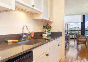 1010 Wilder Avenue,Honolulu,Hawaii,96822,2 ベッドルーム ベッドルーム,2 バスルームバスルーム,コンド / タウンハウス,Wilder,7,18295272