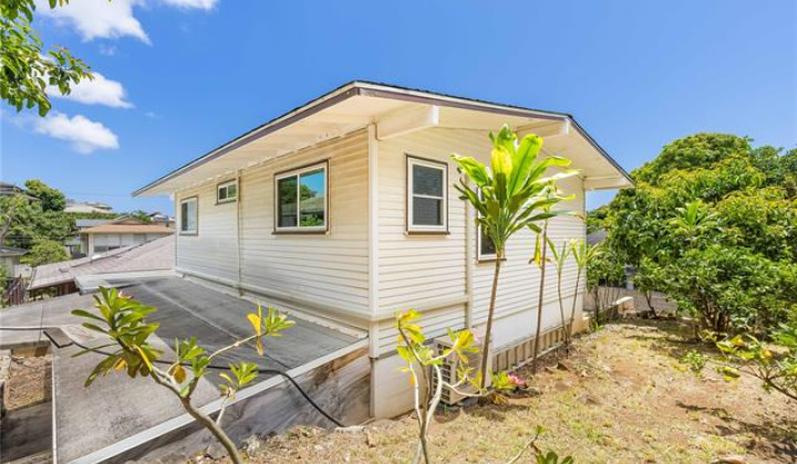 2126 Wilder Avenue,Honolulu,Hawaii,96822,3 ベッドルーム ベッドルーム,2 バスルームバスルーム,一戸建て,Wilder,19470742