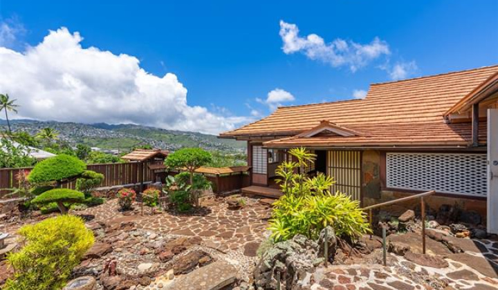 4287 Kahala Avenue,Honolulu,Hawaii,96816,4 Bedrooms Bedrooms,4 BathroomsBathrooms,Single family,Kahala,17880663