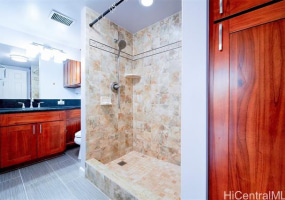 1610 Kanunu Street,Honolulu,Hawaii,96814,1 ベッドルーム ベッドルーム,1 バスルームバスルーム,コンド / タウンハウス,Kanunu,11,18295388