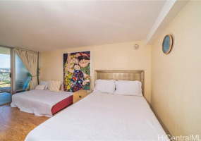 445 Seaside Avenue,Honolulu,Hawaii,96815,1 BathroomBathrooms,Condo/Townhouse,Seaside,38,18306022