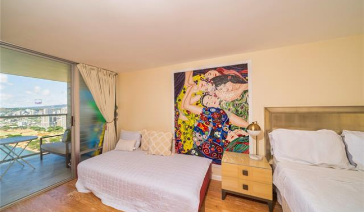 445 Seaside Avenue,Honolulu,Hawaii,96815,1 BathroomBathrooms,Condo/Townhouse,Seaside,38,18306022