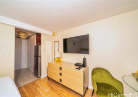 445 Seaside Avenue,Honolulu,Hawaii,96815,1 BathroomBathrooms,Condo/Townhouse,Seaside,38,18306022
