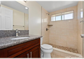 425 Ena Road,Honolulu,Hawaii,96815,1 Bedroom Bedrooms,1 BathroomBathrooms,Condo/Townhouse,Ena,7,17880964