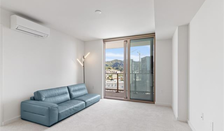 1388 Kapiolani Boulevard,Honolulu,Hawaii,96814,2 Bedrooms Bedrooms,2 BathroomsBathrooms,Condo/Townhouse,Kapiolani,28,19471060